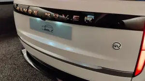 Range Rover Traces - Milano Design Week 2026