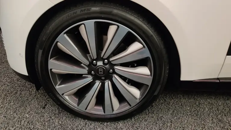 Range Rover Traces - Milano Design Week 2026 - 27