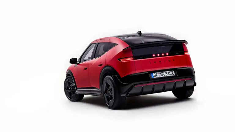 Hyundai Ioniq 3 - 23