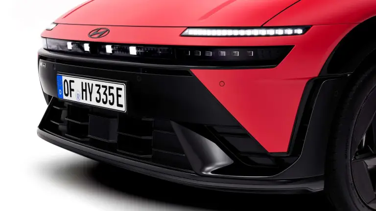 Hyundai Ioniq 3 - 21