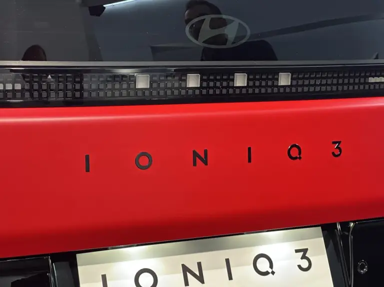 Hyundai IONIQ 3 - Foto live - 9