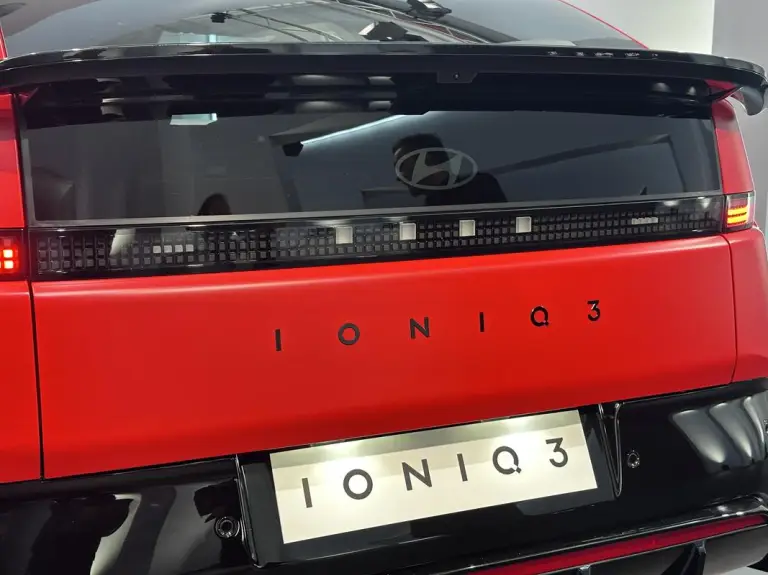 Hyundai IONIQ 3 - Foto live - 6