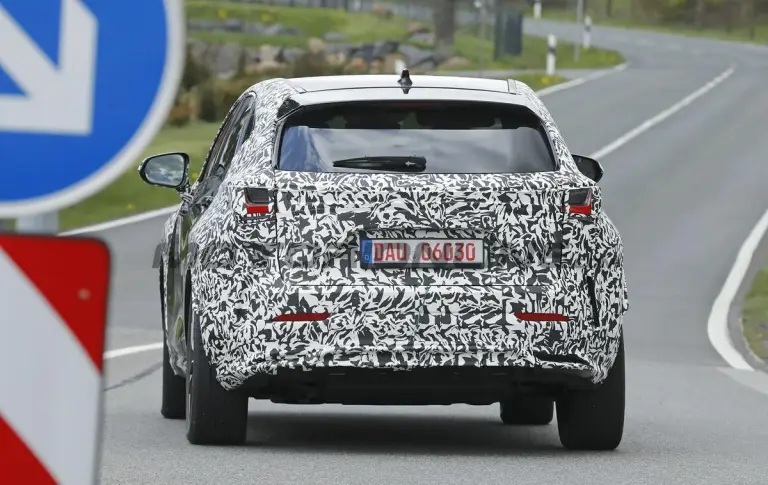 Lexus NX 2027 - Foto spia 22-04-2026 - 10
