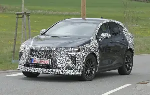 Lexus NX 2027 - Foto spia 22-04-2026