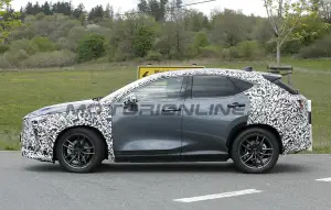 Lexus NX 2027 - Foto spia 22-04-2026