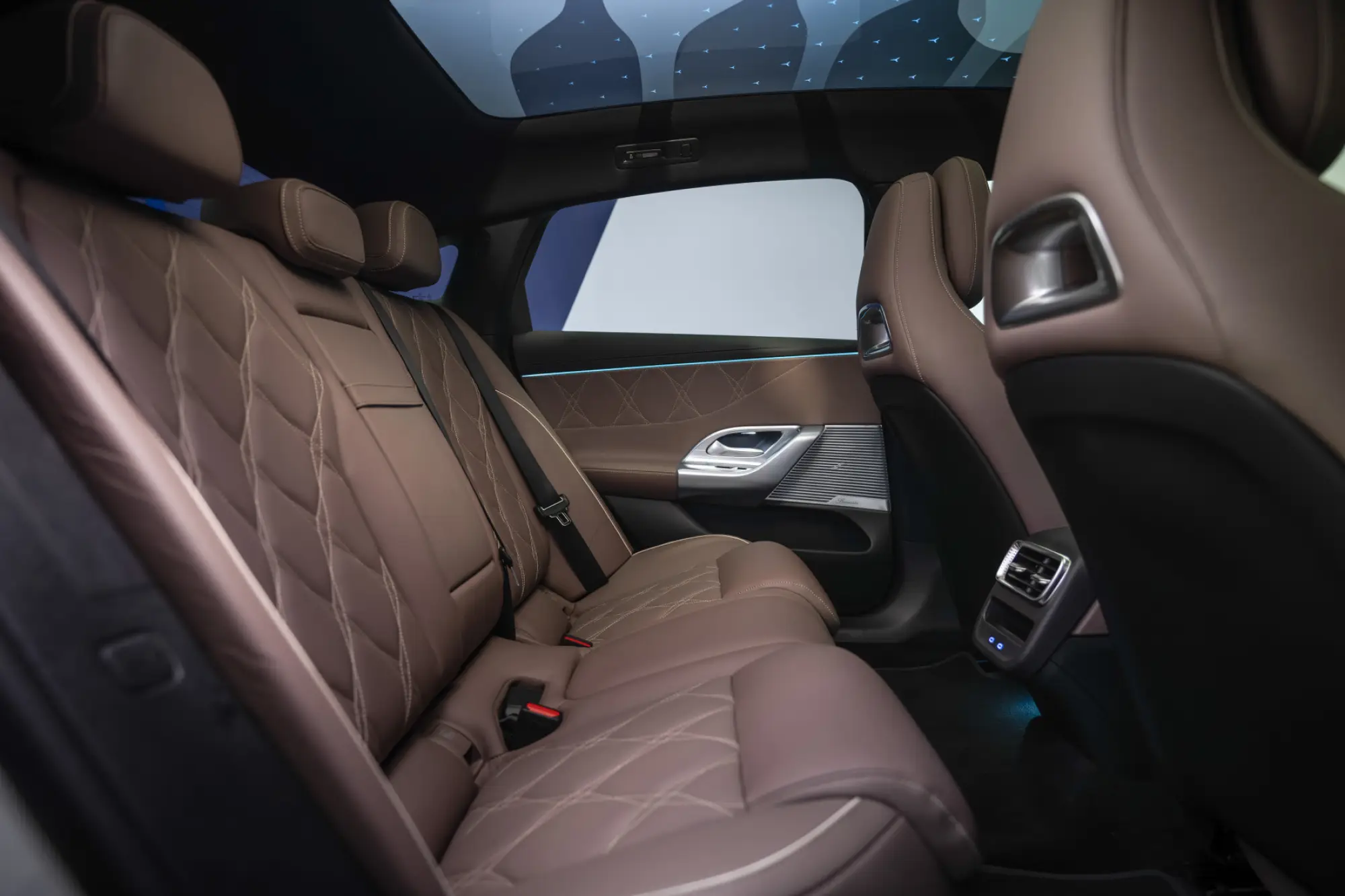 Mercedes Classe C elettrica - 40