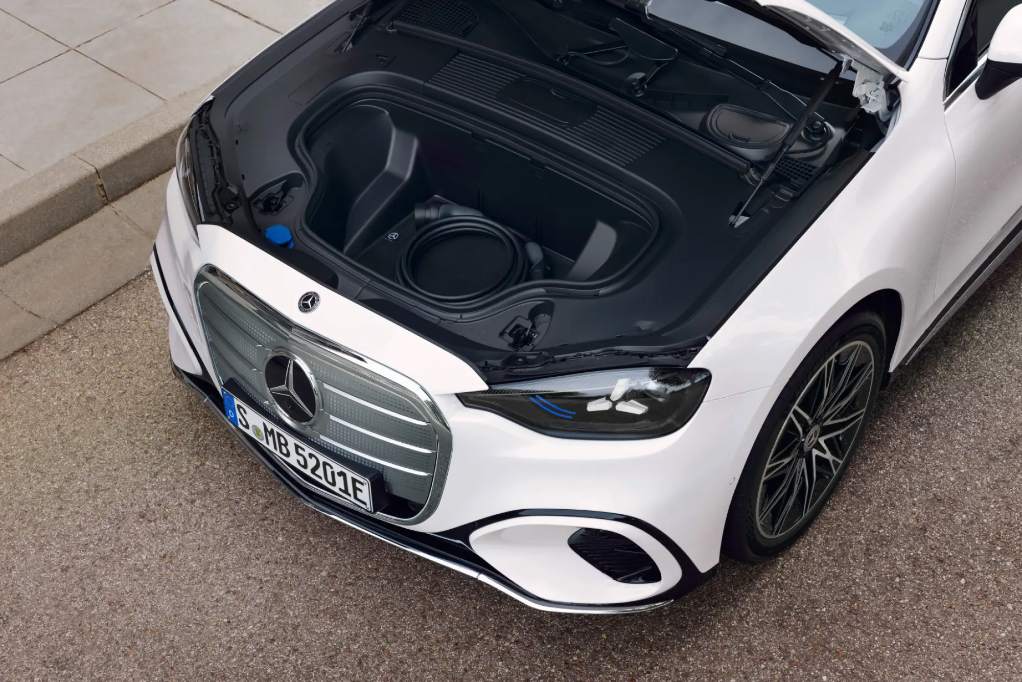 Mercedes Classe C elettrica - 36