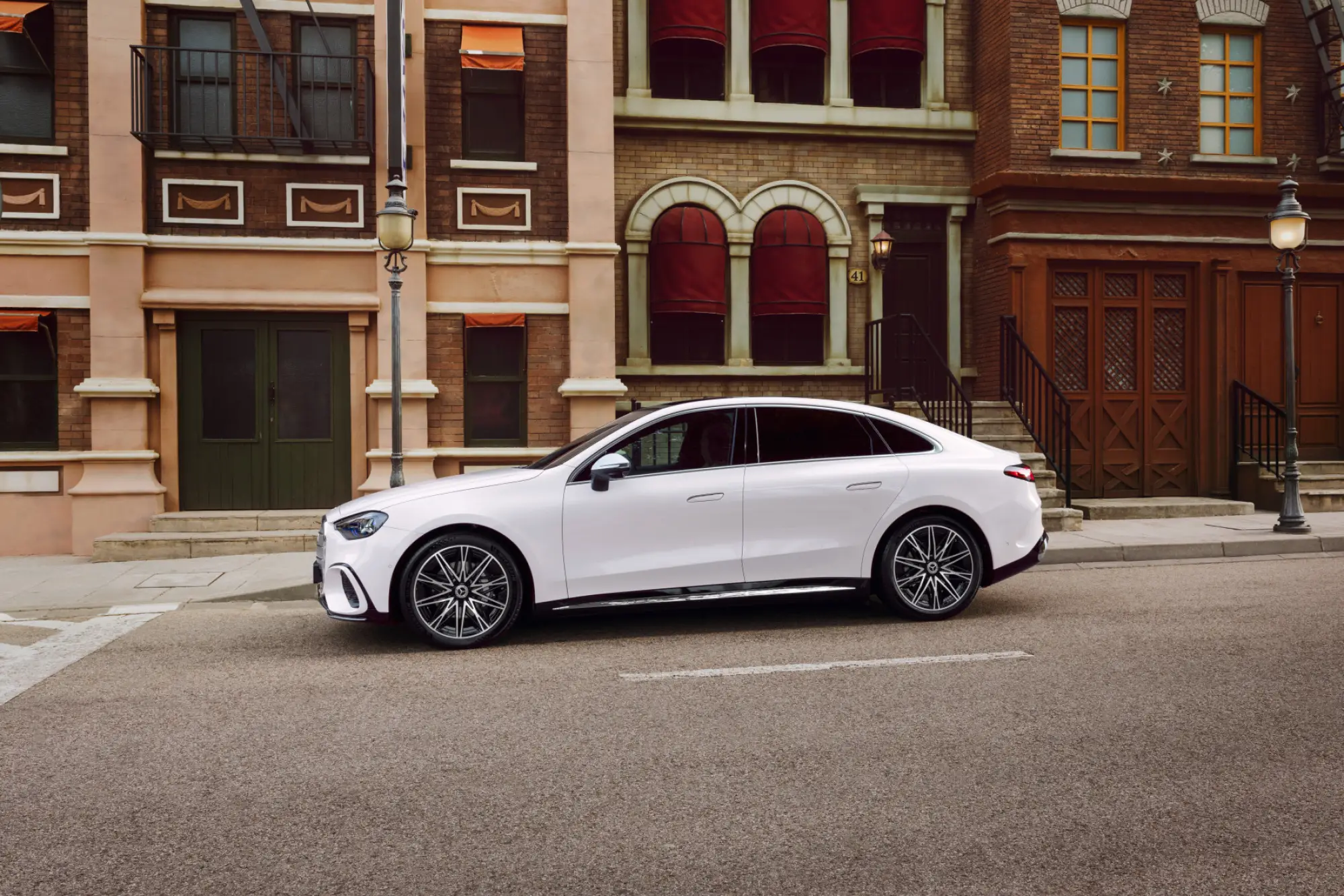 Mercedes Classe C elettrica - 19