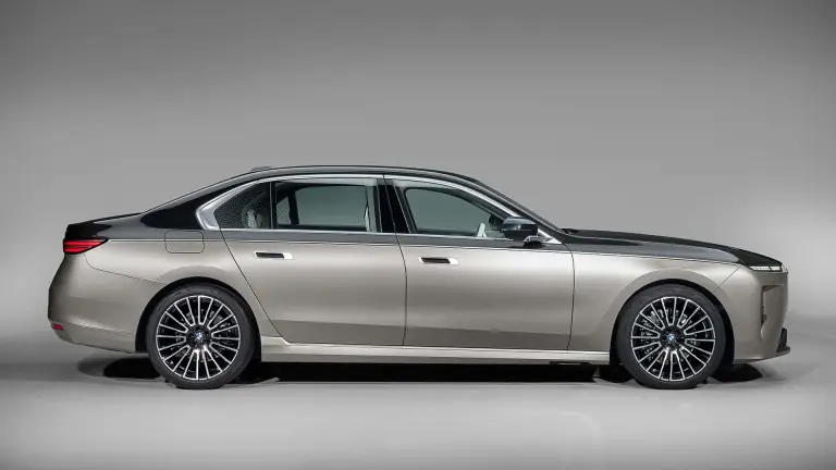 BMW Serie 7 2026 - 33