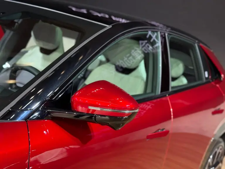 Mazda CX-6e - Salone di Pechino 2026 - 10