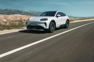 Porsche Cayenne Coupe Electric - 8