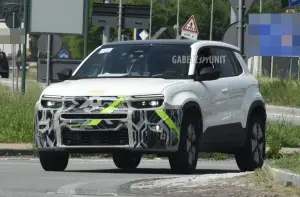 Jeep Avenger 2027 - Foto spia 27-04-2026