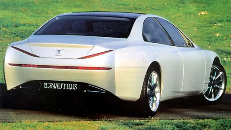 Peugeot 605 Nautilus Concept - 3