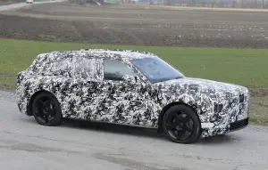 Rolls-Royce Cullinan EV -Foto spia 29-04-2026 - 14