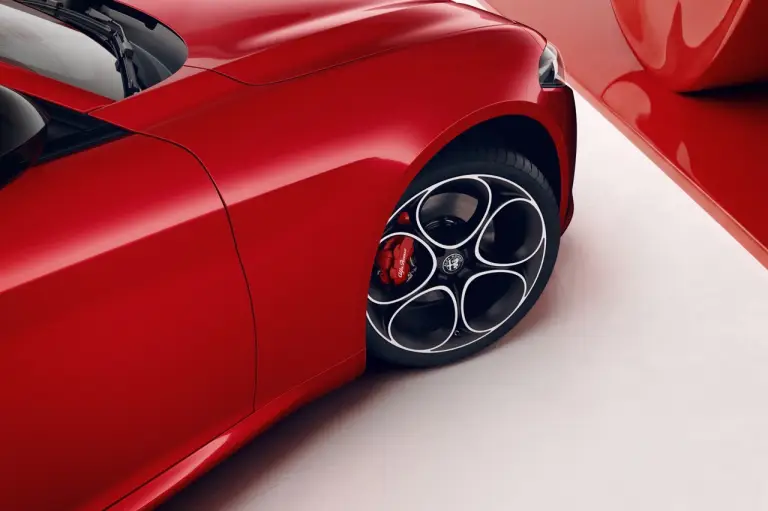 Alfa Romeo Giulia e Stelvio - Pack Performance 2026 - 3