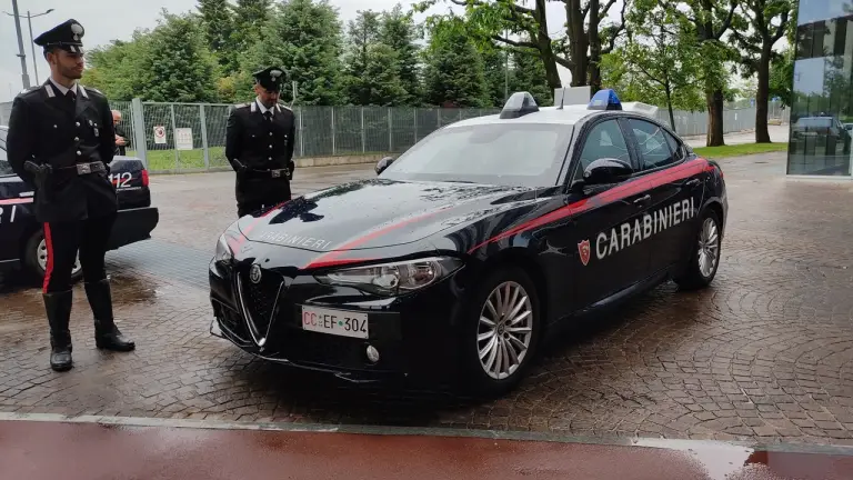 Alfa Romeo Carabinieri - 75 anni - 6