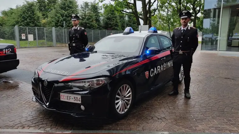 Alfa Romeo Carabinieri - 75 anni - 18