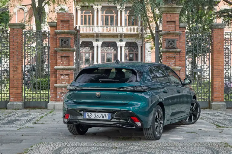 Peugeot E-308 - Test Drive a Varazze - 3