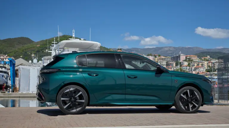 Peugeot E-308 - Test Drive a Varazze - 9