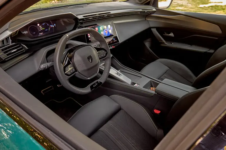Peugeot E-308 - Test Drive a Varazze - 8
