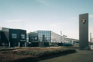 Lamborghini - 63 anni
