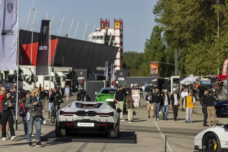 Lamborghini - 63 anni - 4