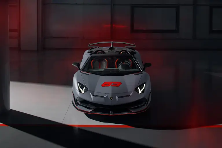 Lamborghini - 63 anni - 20