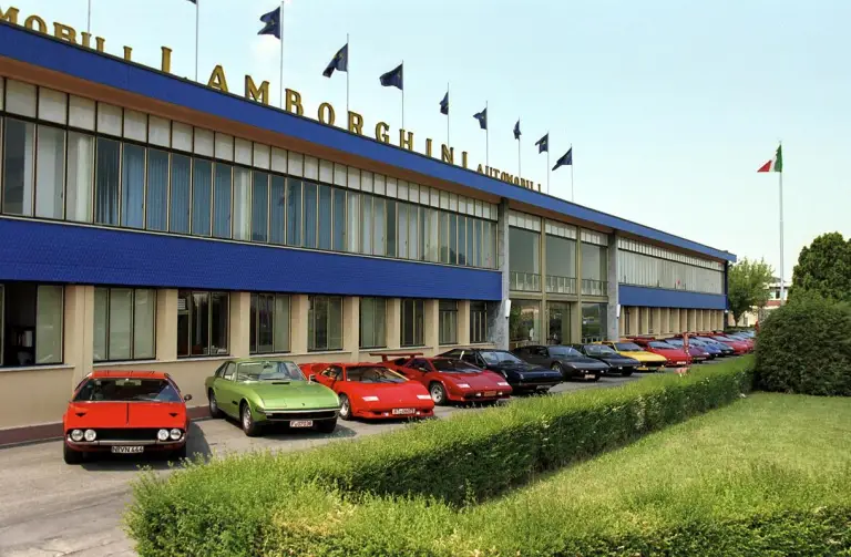 Lamborghini - 63 anni - 10