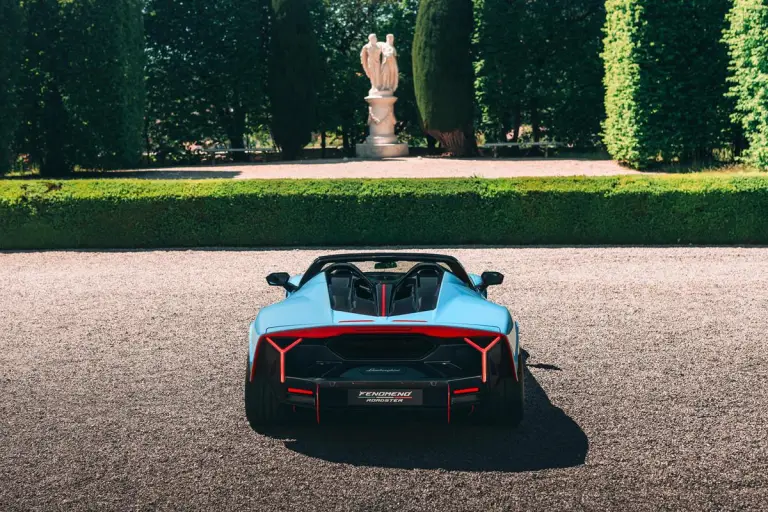 Lamborghini Fenomeno Roadster - 72