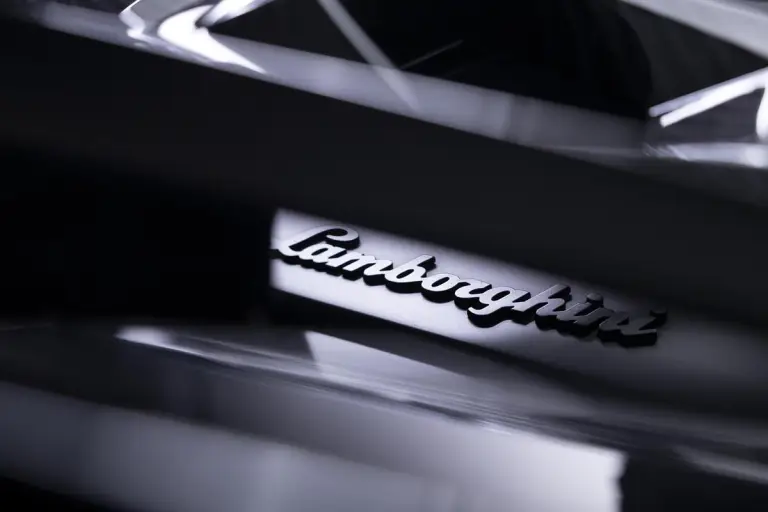 Lamborghini Fenomeno Roadster - 95