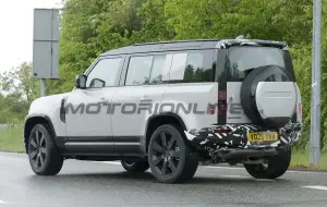 Land Rover Defender 2027 - Foto spia 12-05-2026