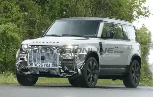 Land Rover Defender 2027 - Foto spia 12-05-2026