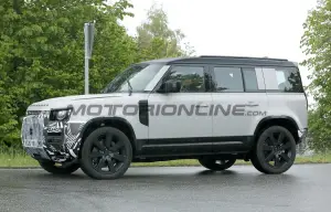 Land Rover Defender 2027 - Foto spia 12-05-2026