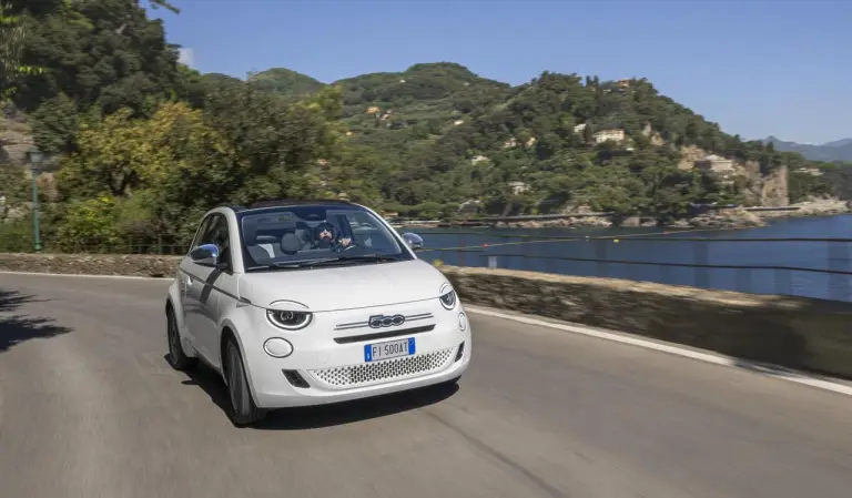 FIAT 500 Hybrid Dolcevita - 17