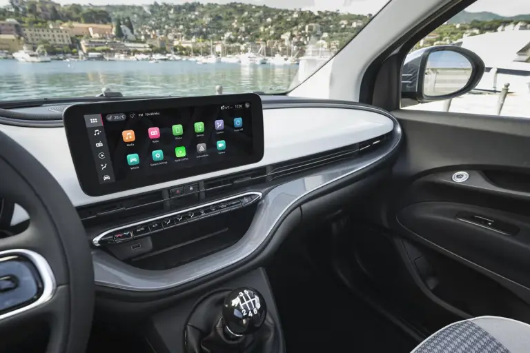 FIAT 500 Hybrid Dolcevita - 33