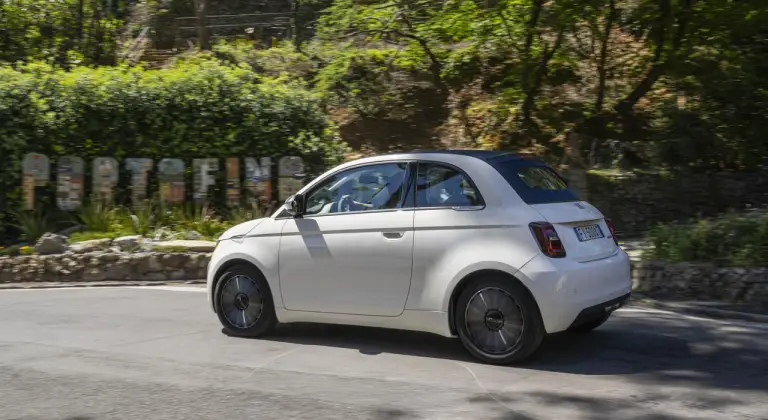 FIAT 500 Hybrid Dolcevita - 2