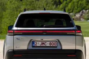 Toyota bZ4X Touring 2026 - Foto ufficiali
