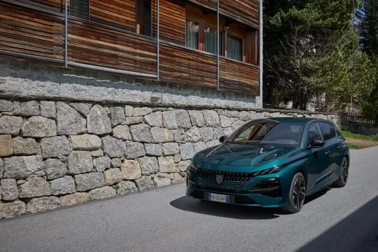 Peugeot 308 Hybrid - Passo del Maloja - 14