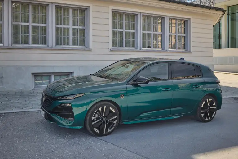 Peugeot 308 Hybrid - Passo del Maloja - 2