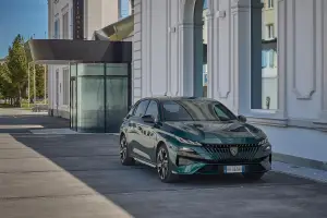 Peugeot 308 Hybrid - Passo del Maloja