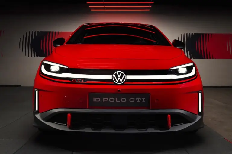 Volkswagen ID Polo GTI 2026 - Foto ufficiali - 9