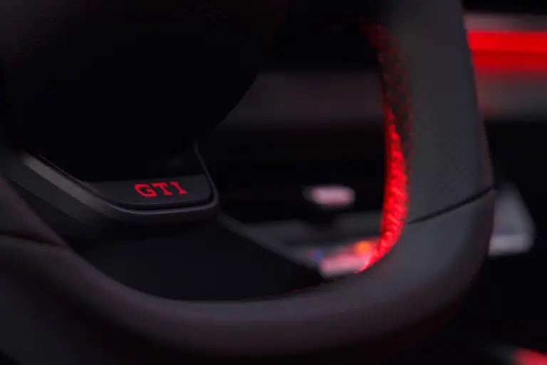 Volkswagen ID Polo GTI 2026 - Foto ufficiali - 8