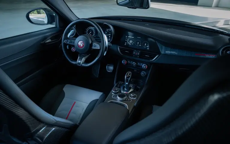 Alfa Romeo Giulia Quadrifoglio Luna Rossa - Balocco - 1