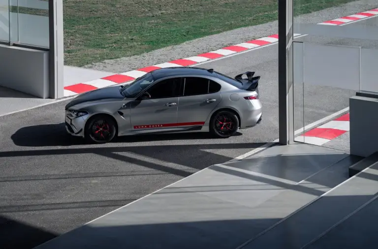 Alfa Romeo Giulia Quadrifoglio Luna Rossa - Balocco - 3