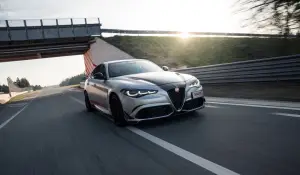 Alfa Romeo Giulia Quadrifoglio Luna Rossa - Balocco - 10