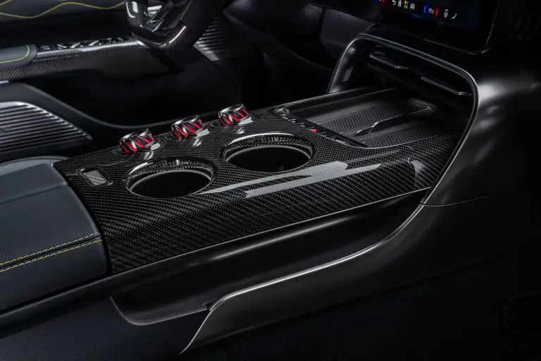 Nuova Mercedes-AMG GT Coupe4 - 3