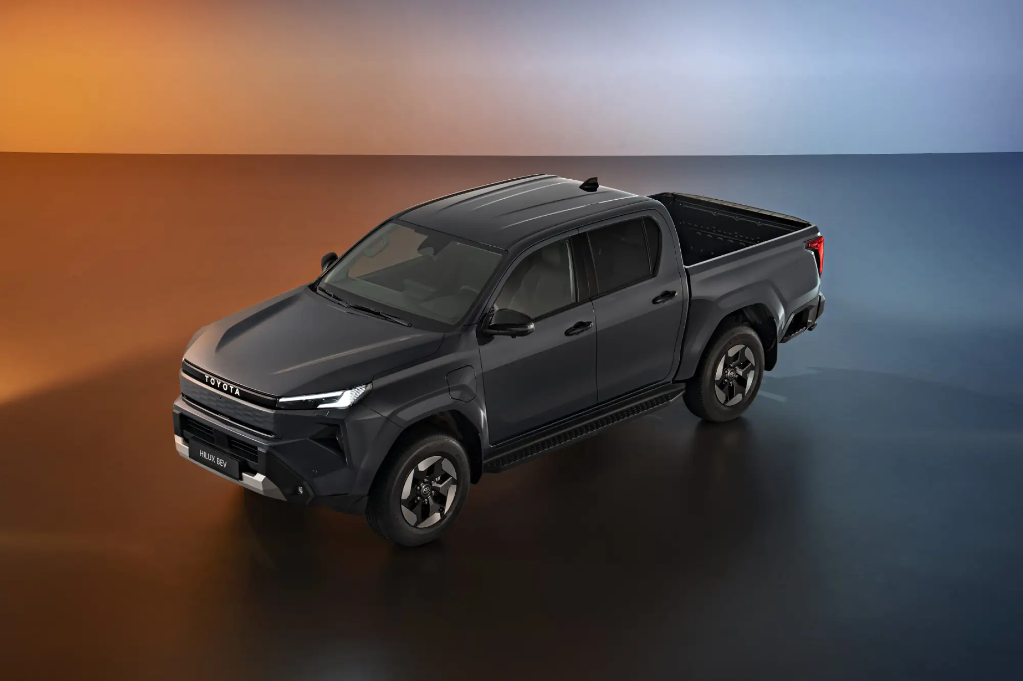 Toyota Hilux elettrico - 8