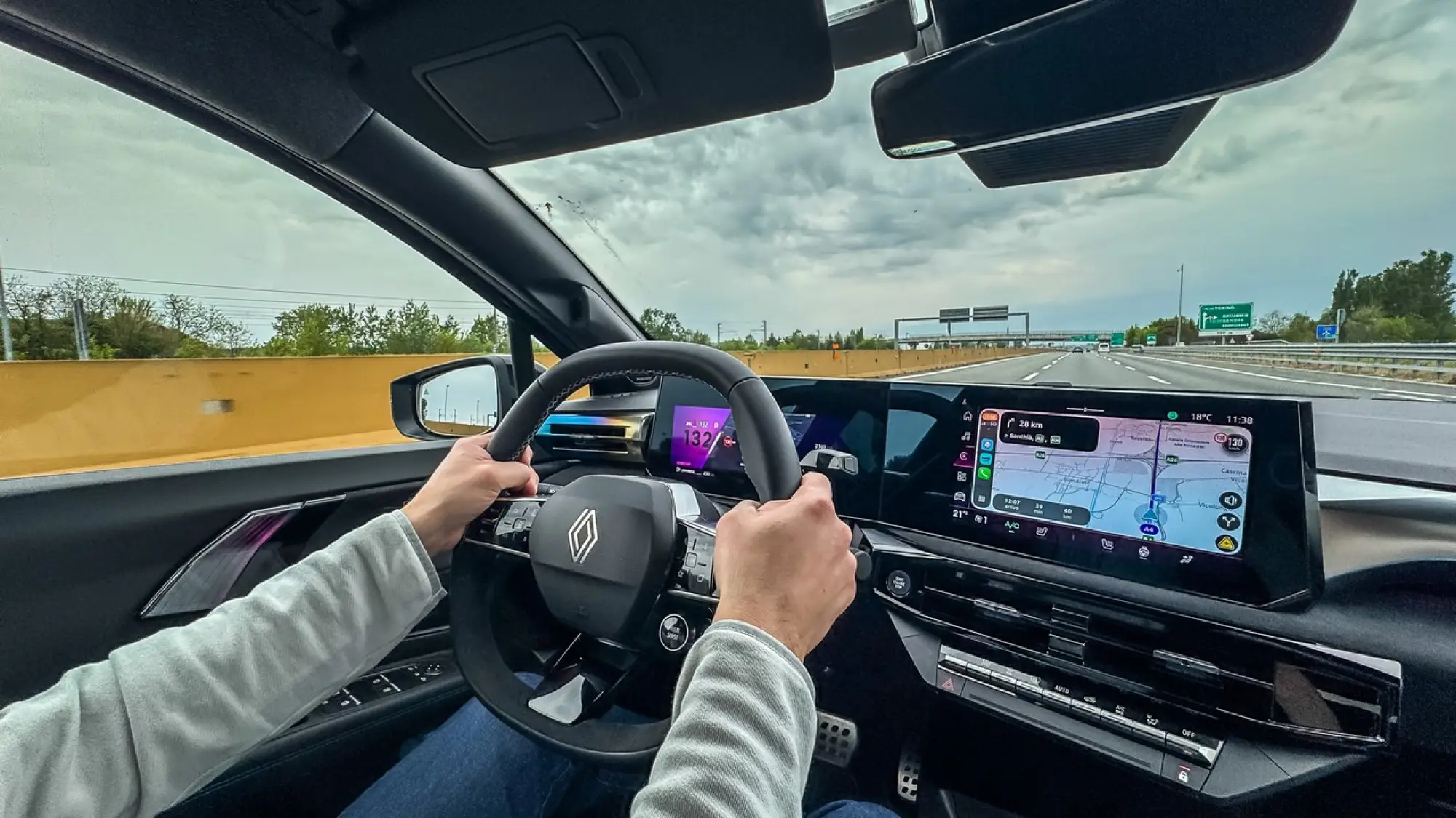 Renault Clio E-Tech 160 CV esprit Alpine - 3