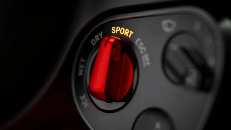 Ferrari Luce - 10