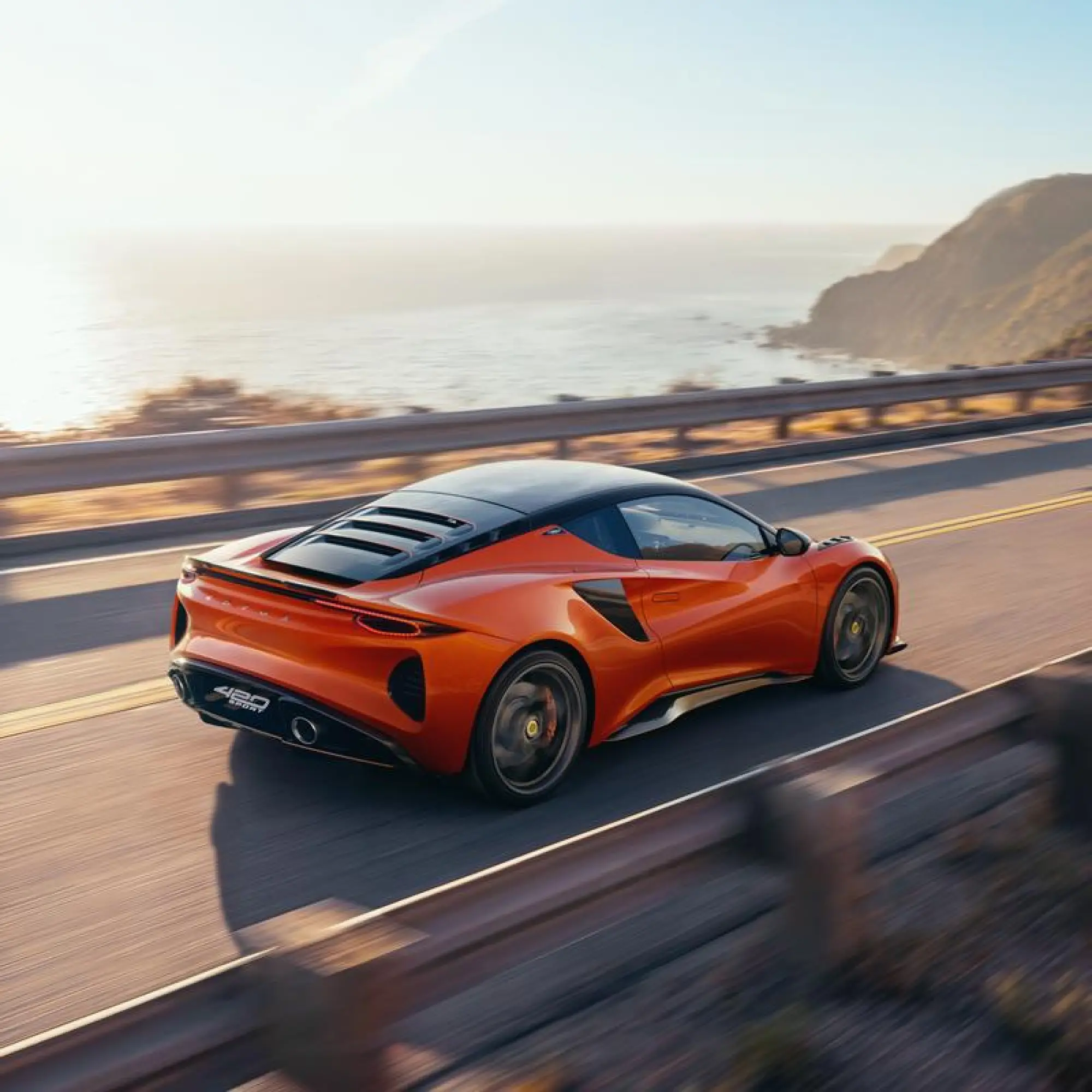 Lotus Emira 420 Sport - 1